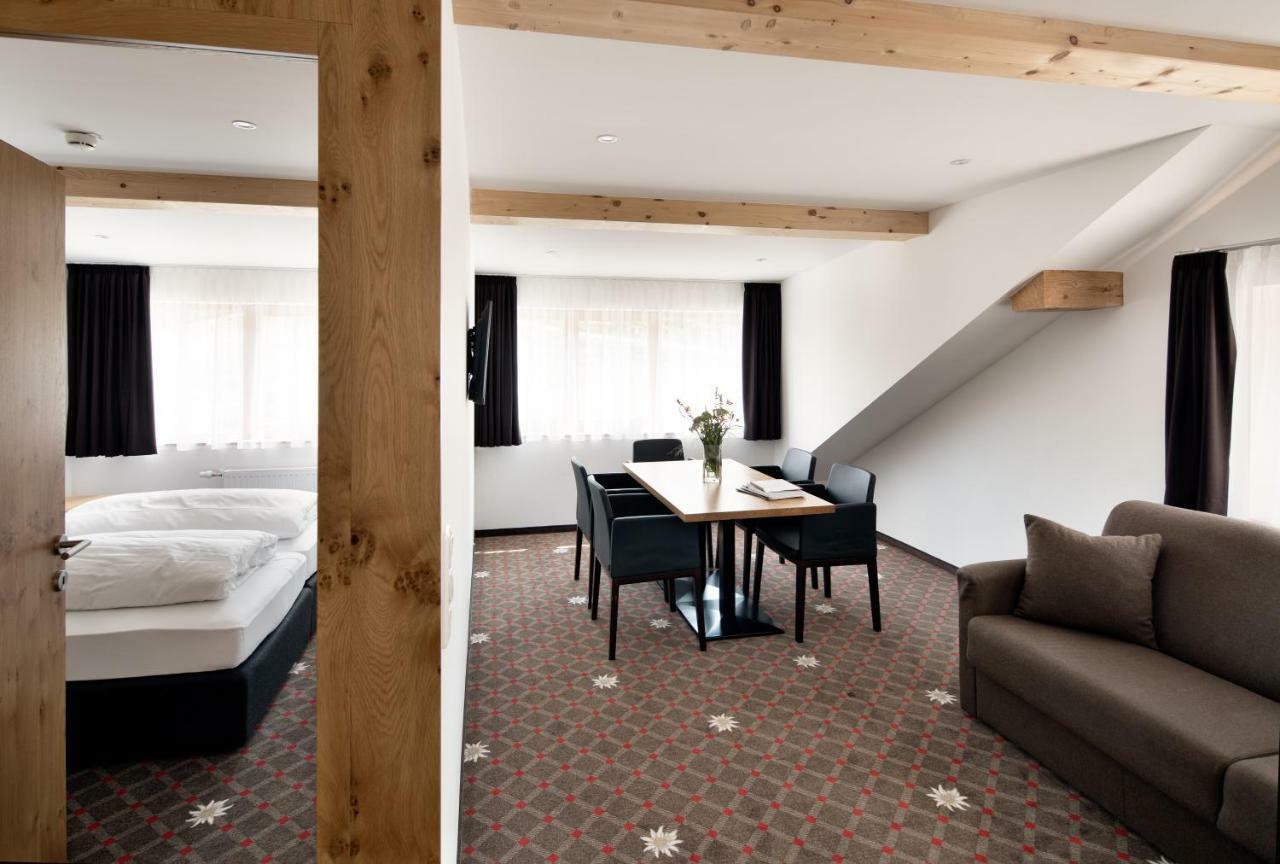 Hotel Adler Warth  Экстерьер фото