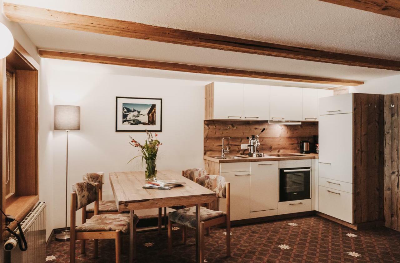 Hotel Adler Warth  Экстерьер фото